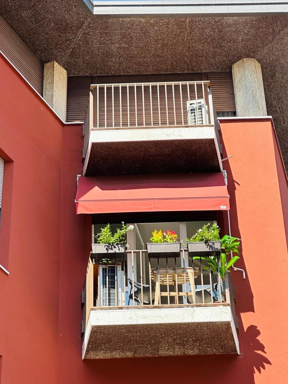 Bolognabyside -Righi Apartment Bagian luar foto